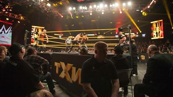 Featured story thumb - Wwe Behind The Curtain Includes Footage From Full Sail Live Venue Mob